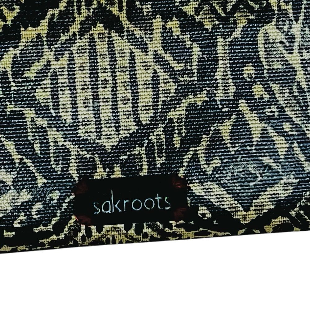 The Sak Sakroots Artists Black Tan Wallet Smartphone Crossbody Bag - Picture 3 of 11